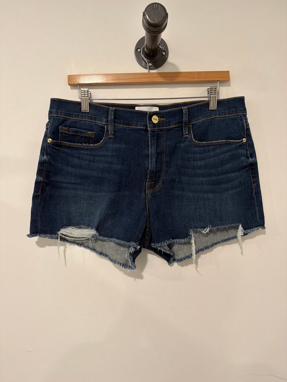 FRAME Le Cutoff Jean Shorts Chewed Hem 2.5" Williams Chew Blue Size 31